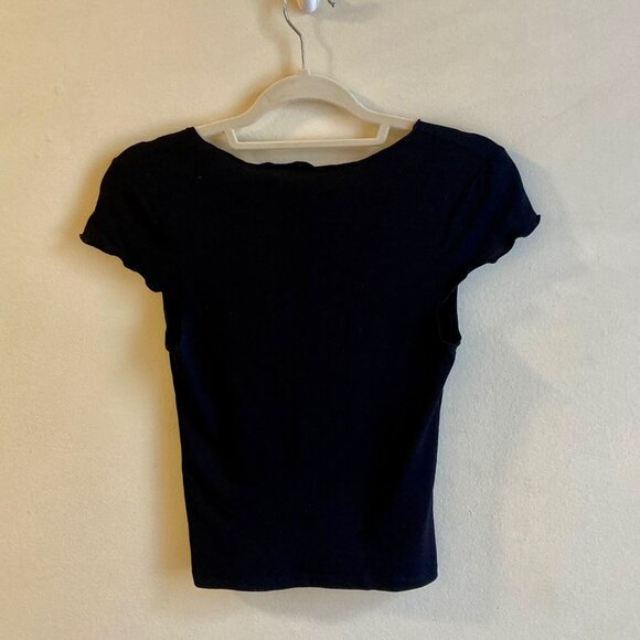 Black Graphic Rhinestone Cap Sleeved V-neck Shirt Size S - Picture 6 of 9